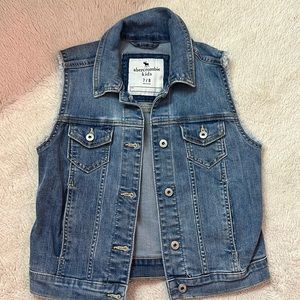 Abercrombie kids girl’s jean vest
